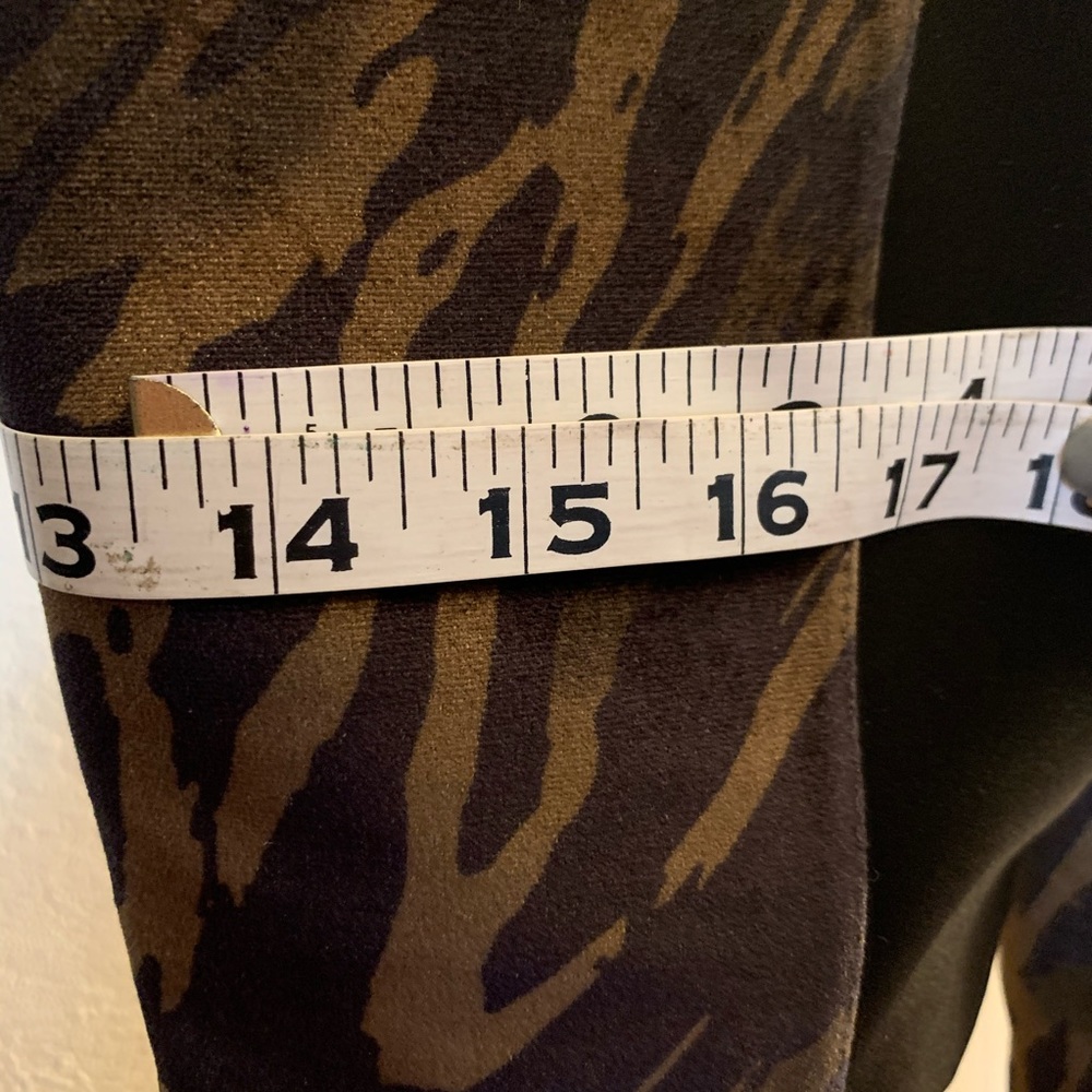 Stuart Weitzman Tiger Stretch Boot -Size 7 M - image 8